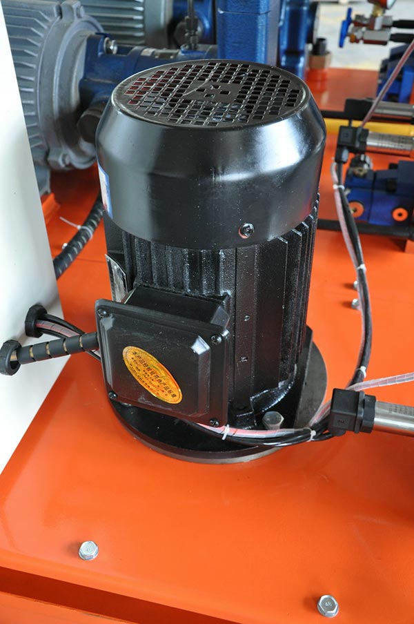 2.2KW超高壓機組，連接徑向RK泵，噪音低，升壓穩定